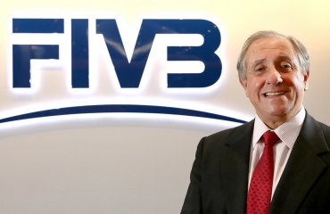 Ари Граса переизбран на пост президента FIVB до 2024 года Ари Граса