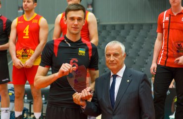 Український блокуючий Максим Дрозд - MVP Євроліги-2017 мужской волейбол, мужская сборная украины, евролига 2017, победители, символическая сборная финала четырех, максим дрозд мвп