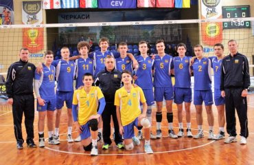 Чоловіча збірна України U-18 пройшла у фінальний раунд чемпіонату Європи-2018 мужской волейбол, квалификація чє-2018, u 18 збірні україни, юнаки, черкаси відбірковий турнір