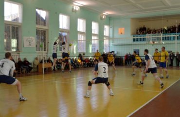 Друга ліга (чоловіки). 3-й тур. "Матч смерті" в Сокалі та "Група смерті" в Кропивницькому мужской волейбол, чоловічий волейбол, друга ліга фінал чотирьох