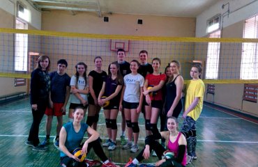 Львівські "кажани" провели черговий майстер-клас (ФОТО) мужской волейбол, чоловічий волейбол, барком-кажани львів, майстер-клас, автомобіліст, фото