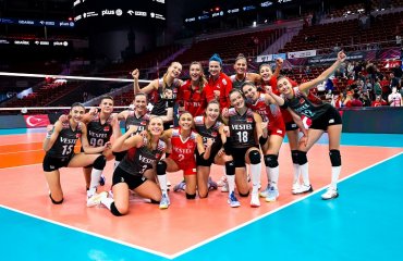 Туреччина одержала першу перемогу на чемпіонаті світу жіночий волейбол, чемпіонат світу з волейболу 2022, результати п'ятого дня