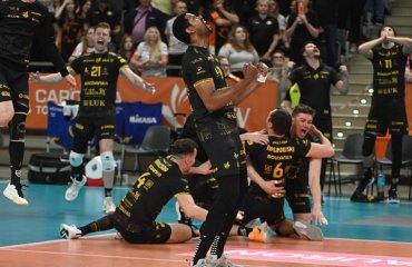“Люблін” сенсаційно вийшов у фінал чемпіонату Польщі чоловічий волейбол, чемпіонат польщі з волейболу, вільфредо леон, богданка люблін фіналіст турніру, результати матчу, фінал, півфінал, польща волейбол, новини світового волейболу