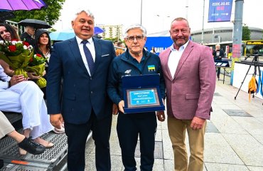 Наставник збірної України вшанований на Алеї Зірок Волейболу в Катовіце чоловічий волейбол, чолвіча збірна україни з волейболу, рауль лосано, алея зірок волейболу, катовіце, тренер збірної україни