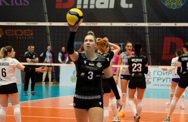 MVP Суперліги України виступатиме в Угорщині жіночий волейбол, поліна дзюба, українська волейбоілстка, поліна дзюба, чемпіонат угорщини з волейболу, екстраліга, мвп, краща гравчиня чемпіонату, український волейбол, волейбол україна, наші українці, трансфер