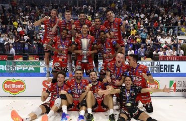 Розіграш Суперкубка Італії перенесено чоловічий волейбол, перуджа італія, чемпіонат італії з волейболу, суперкубок італії з волейболу 2025, фінал чотирьох, олег плотницький, український волейболіст