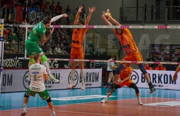 “Барком-Кажани” зазнали поразки у третьому турі чемпіонату Польщі чоловічий волейбол, вк барком-кажани львів, чемпіонат польщі з волейболу, плюсліга, сезон 2025-2026 рр, ольштин, василь тупчій, ілля ковальов, угіс крастіньш, результати матчу