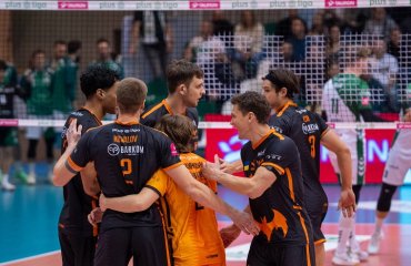 “Cкра” – “Барком-Кажани”: відео-трансляція 10 туру чемпіонату Польщі чоловічий волейбол, “Cкра” – “Барком-Кажани”: трансляція матчу 10-го туру чемпіонату Польщі, онлайн, лайв, пряма трансляція, де дивитися матч