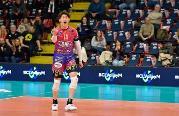 Старт Ліги чемпіонів: “Перуджа” та інші фаворити упевнено перемагають у першому турі чоловічий волейбол, ліга чемпіонів з волейболу, перший тур, результати матчів, олег плотницький перуджа, сергій євстратов леви прага, юрій семенюк проєкт варшава, українські волейболісти