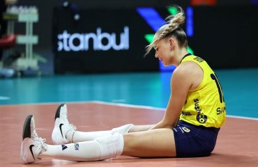 “Фенербахче” залишиться без лідера в матчі ЛЧ: росіянка не отримала дозвіл на в’їзд до Польщі жіночий волейбол, ліга чемпіонів з волейболу, Аріна Федоровцева, росіянка, війна росія україна, не видали візу, польща, фенербахче, світовий волейбол