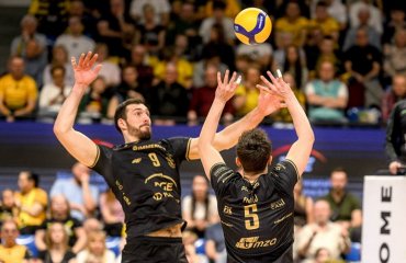 Стали відомі всі чвертьфіналісти чемпіонату Польщі чоловічий волейбол, чемпіонат польщі з волейболу, плей-оф, 1\4 фіналу, бакромк-кажани, юрій семенюк, плюс ліга