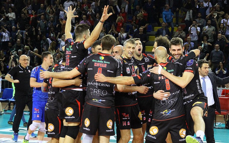  Невероятный волейбол в плей-офф серии А1 среди мужских команд чемпионата Италиии