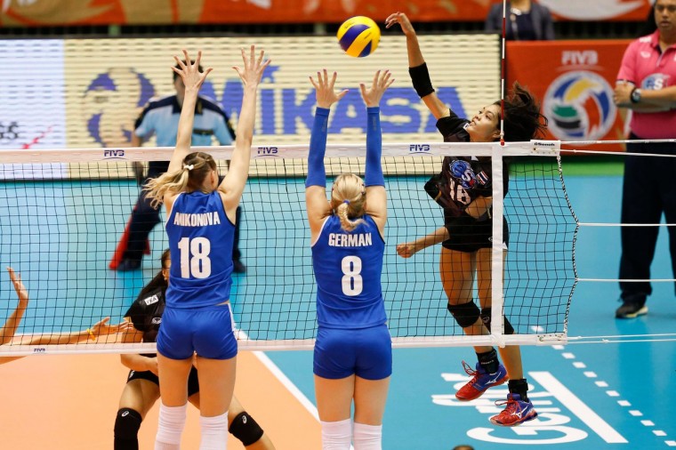  Женская сборная Казахстана по волейболу в трех сетах проиграла команде Таиланда на олимпийском отборе в Токио
