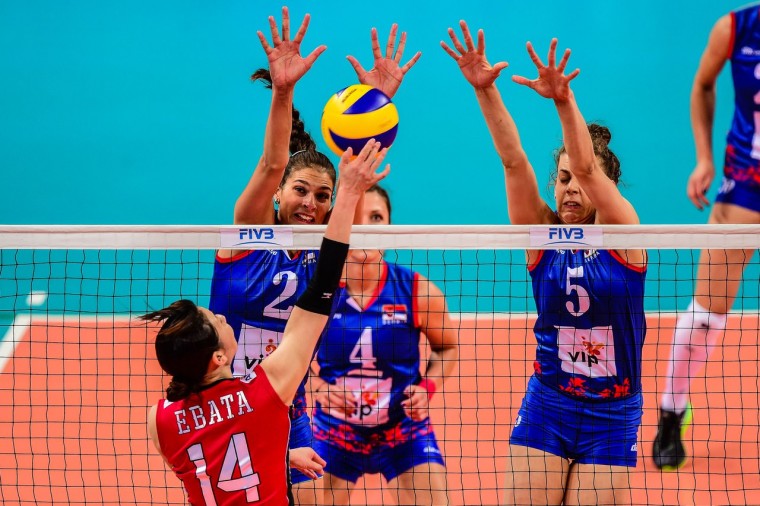  Женская сборная Японии в трёх партиях переиграла Сербию в Гран-при