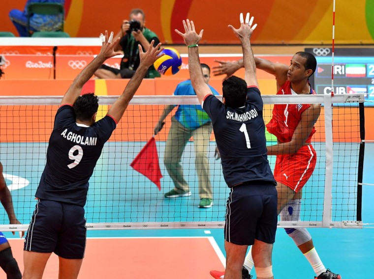  Волейболисты сборной Ирана обыграли кубинцев в матче олимпийского турнира