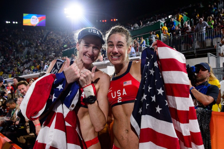  Легендарная Керри Волш Дженнингс и Ейприл Росс добывают бронзу Олимпийских Игр