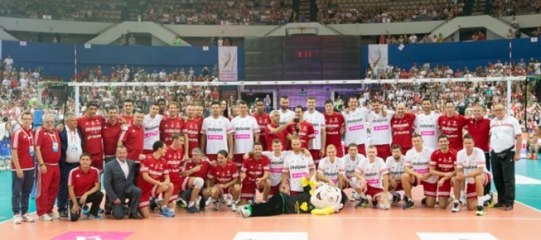  Легенды польского волейбола обыграли мировых легенд в Гдыне
