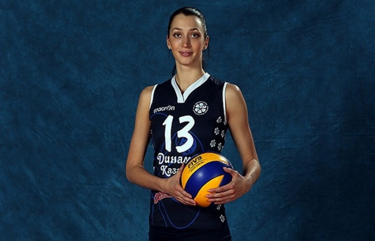 Евгения Старцева Лучшая связующая Олимпиады-2012 стала новым капитаном казанского «Динамо»