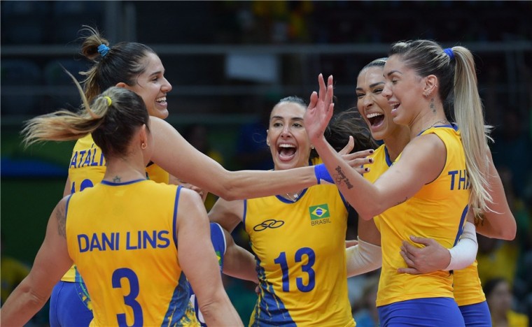 Сборная Бразилии Восемь спортсменок подали в суд на Федерацию волейбола Бразилии