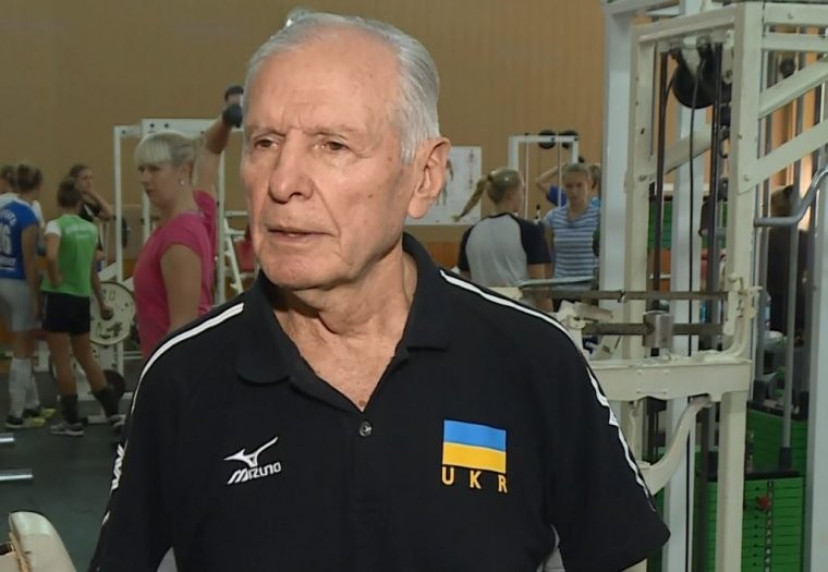 Владимир Бузаева Владимир БУЗАЕВ: "Мне просто больно, что волейбол так опустился"