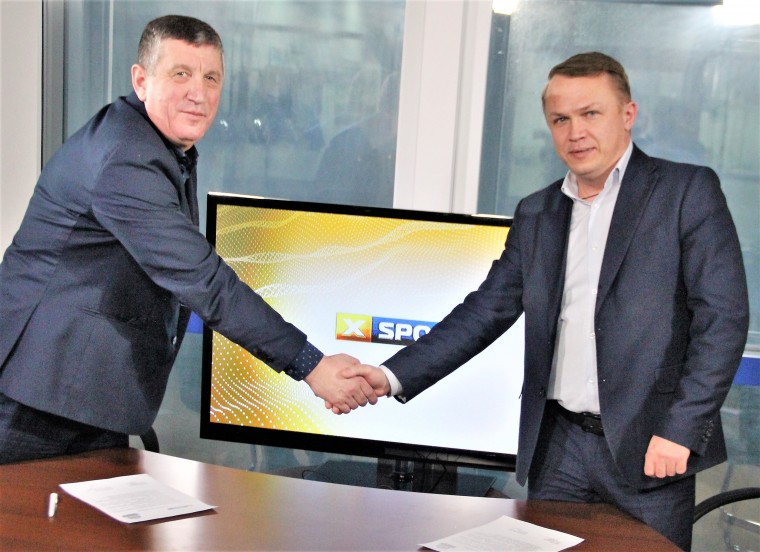 Михайло Мельник та Олег Шадрунов ФВУ та XSPORT підписали меморандум про співпрацю