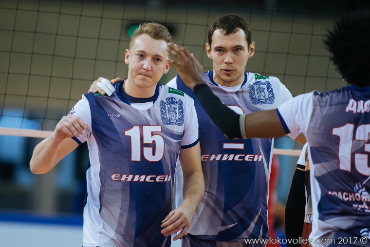 Алексей Спиридонов Спиридонов отметил завершение сезона, запрыгнув на судейский стол (ВИДЕО)