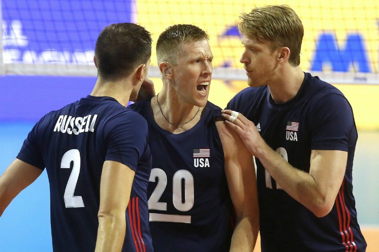 Дэвид Смит В сборной США играет почти глухой волейболист. Его выручает чтение по губам