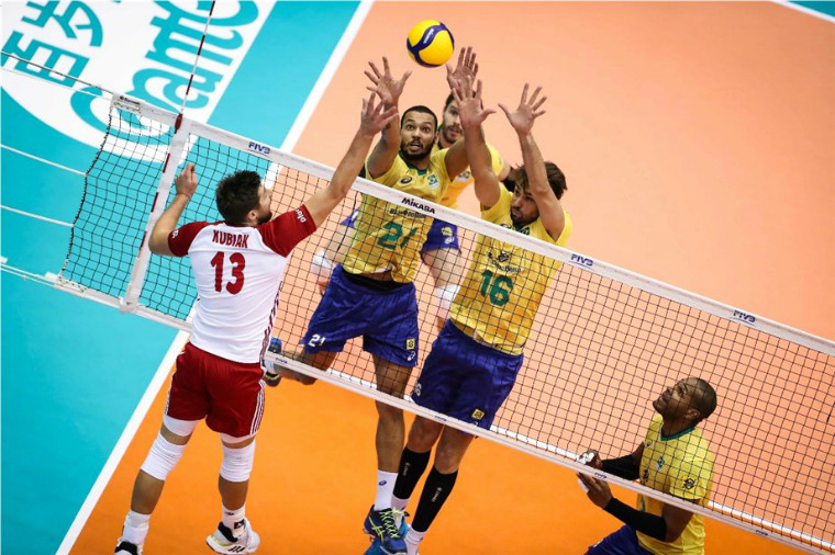 Бразилія - Польща Бразилія продовжує очолювати світовий рейтинг команд