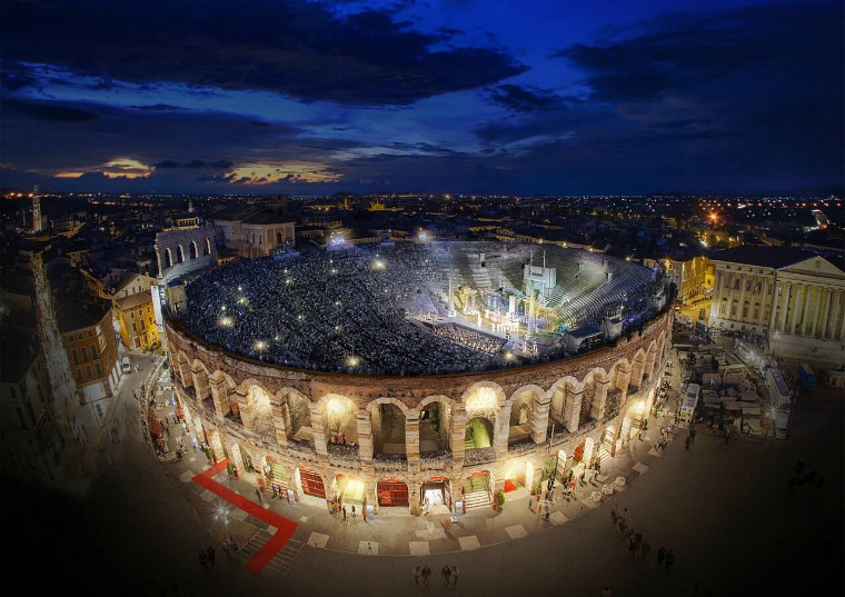 Arena di Verona Веронський амфітеатр не зможе прийняти матч Суперкубка Італії