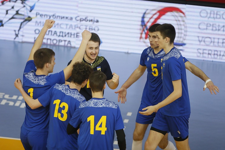 Збірна України U18 Збірна України U18 не змогла пробитися до фінального раунду ЧЄ