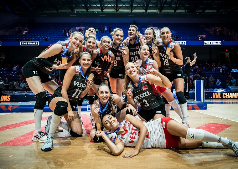 Жіноча збірна Туреччини з волейболу Волейболістки збірної Туреччини виграли Лігу націй-2023