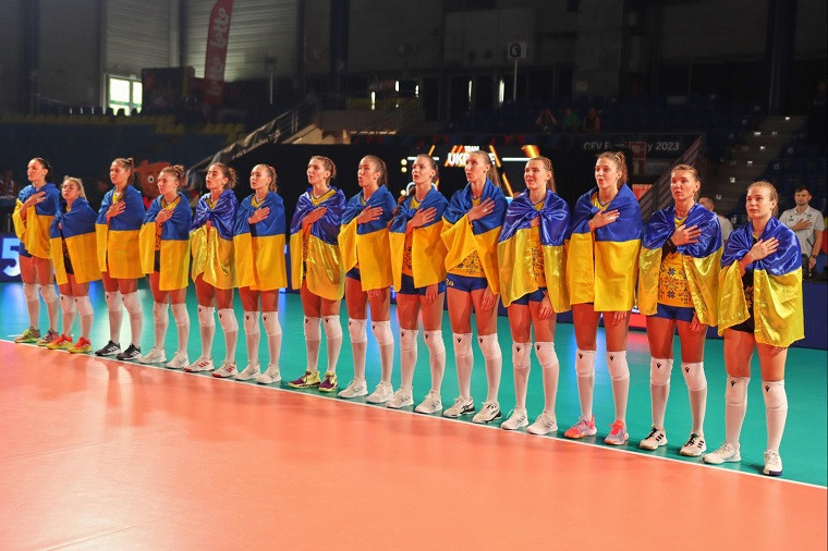 Жіноча збірна України з волейболу Україна програла чемпіонкам світу в першому матчі Євро-2023