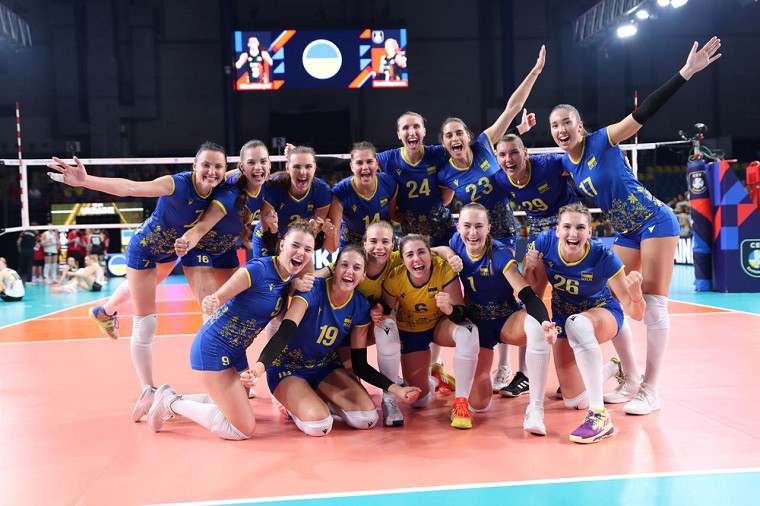 Жіноча збірна України з волейболу Жіноча збірна України вийшла в 1\8 фіналу чемпіонату Європи-2023