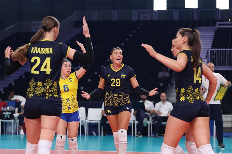 Жіноча збірна України з волейболу Жіноча збірна України програла Польщі в матчі Євро-2023