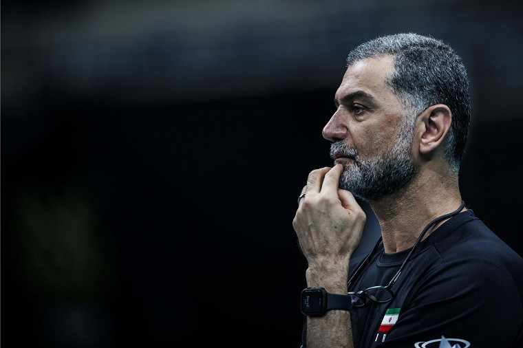 Бехруз Атай Головний тренер збірної Ірану подав у відставку під час олімпійської кваліфікації