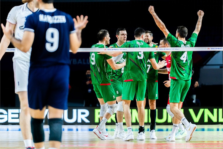 Збірна Болгарії з волейболу Збірна Болгарії підпише 5-річні контракти з гравцями