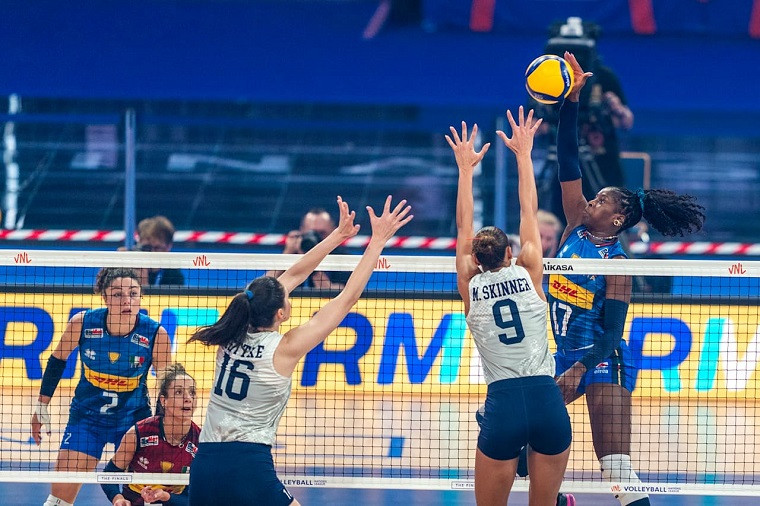 https://www.volleyball.ua/media/cache/post_pic/uploads/posts/175328831168810e7734c79.jpeg