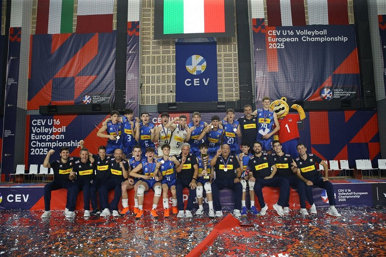 Юнацька збірна Італії з волейболу U16 Італія – чемпіон Європи з волейболу U16