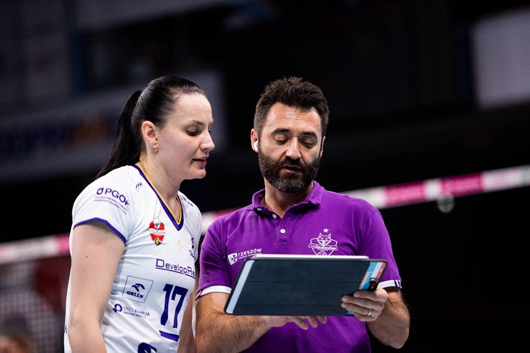 Світлана Дорсман Світлана Дорсман з “Девелопресом” повернули собі лідерство у чемпіонаті Польщі