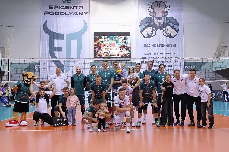 Епіцентр-Подоляни “Епіцентр-Подоляни” втретє поспіль виграв Суперкубок України