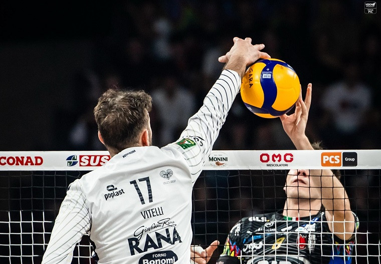 Верона - Перуджа “Верона” завдала “Перуджі” першої поразки в сезоні