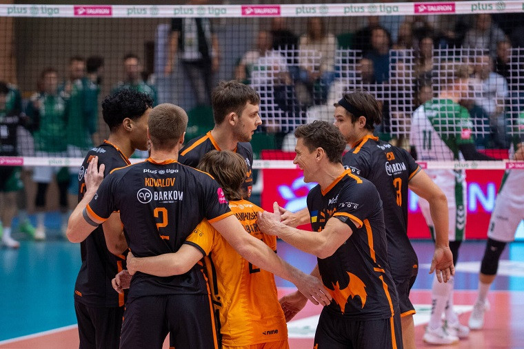 ВК Барком-Кажани “Cкра” – “Барком-Кажани”: відео-трансляція 10 туру чемпіонату Польщі