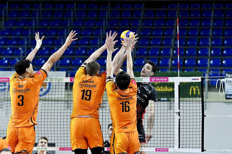 ВК Барком-Кажани “Барком-Кажани” зазнали у ПлюсЛізі четвертої поспіль поразки