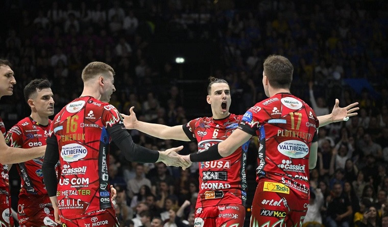 Перуджа “Перуджа” з Плотницьким завершила виступи в Кубку Італії на стадії півфіналу