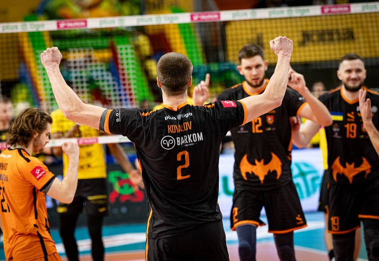 ВК Барком-Кажани “Барком-Кажани” – “Алюрон Варта”: трансляція матчу 21-го туру чемпіонату Польщі