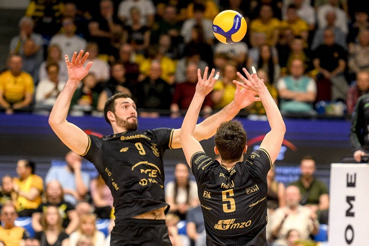  Стали відомі всі чвертьфіналісти чемпіонату Польщі