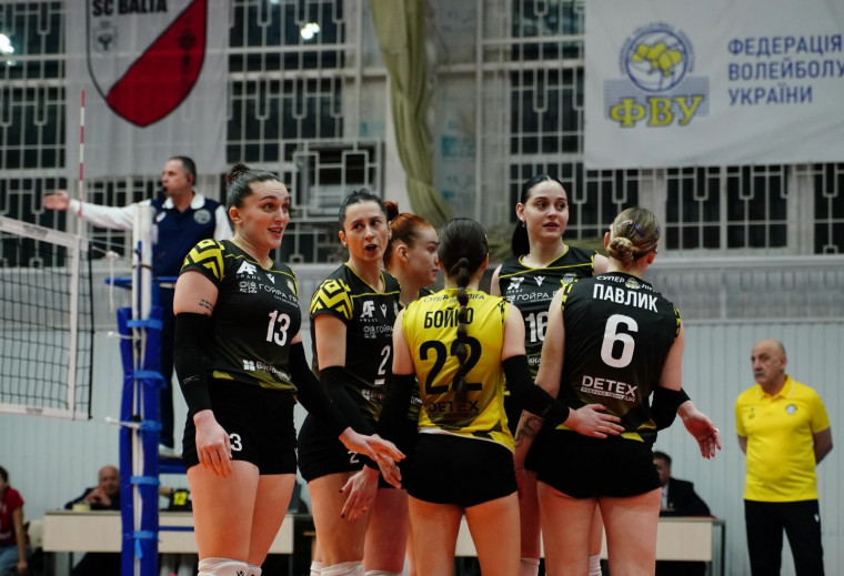 Буковинка Визначилась фінальна пара жіночої Суперліги України