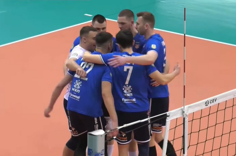  “МХП-Ладижин” скорочує відставання у серії за бронзові нагороди Суперліги