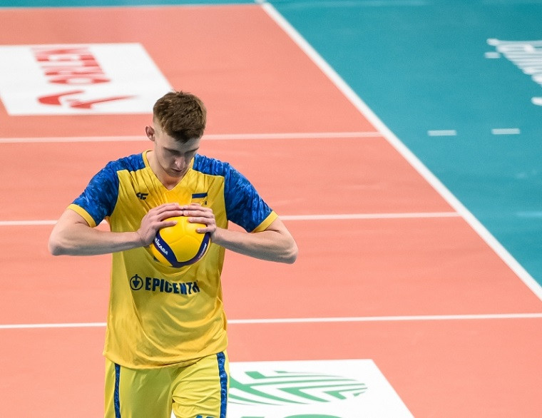 Данило Уривкін Данило Уривкін прокоментував невиклик до збірної України