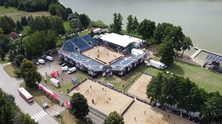  Три українські пари вийшли до плейоф Євро-2026 з пляжного волейболу